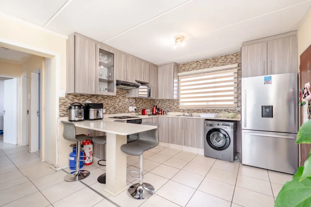 Apartment sold in Benoni - EN1729894 Apartment sold in Benoni - EN1729894