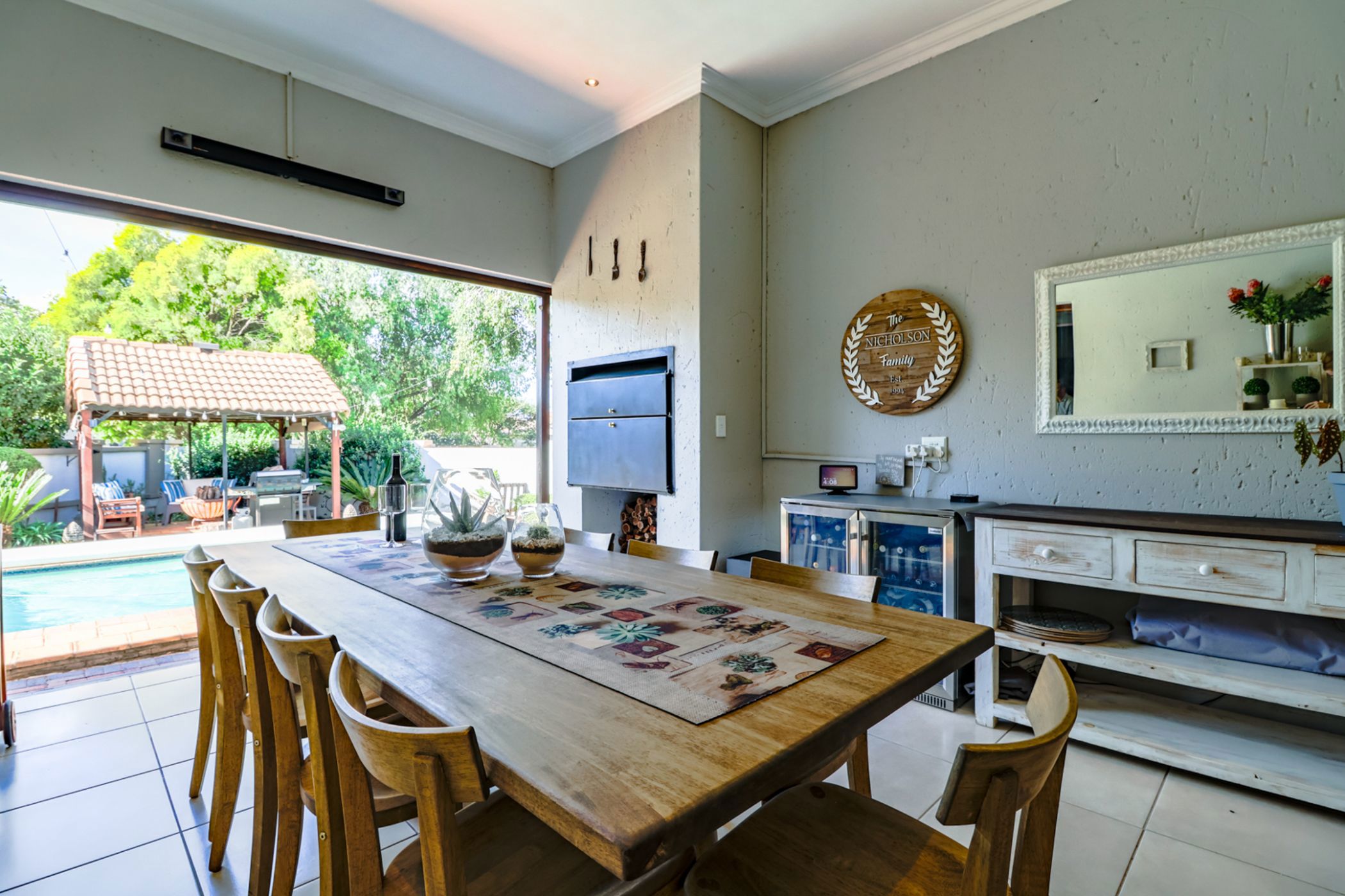 Security estate home for sale in Midstream Estate - CN1728648