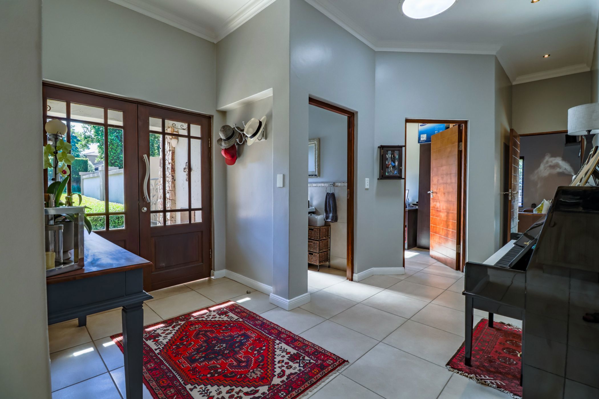 Security estate home for sale in Midstream Estate - CN1728648