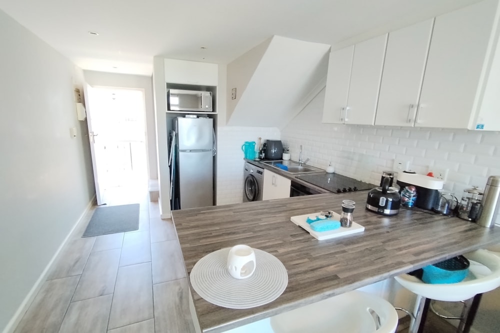 Multi-storey apartment for sale in Milnerton - 1TV1731730