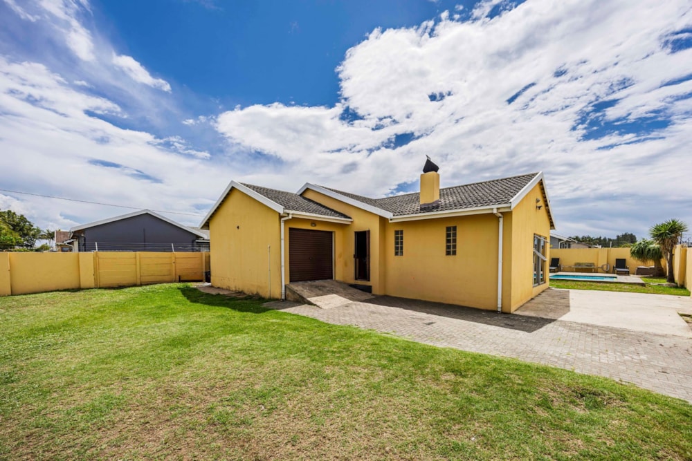 House for sale in Gonubie - 1EZ1730072