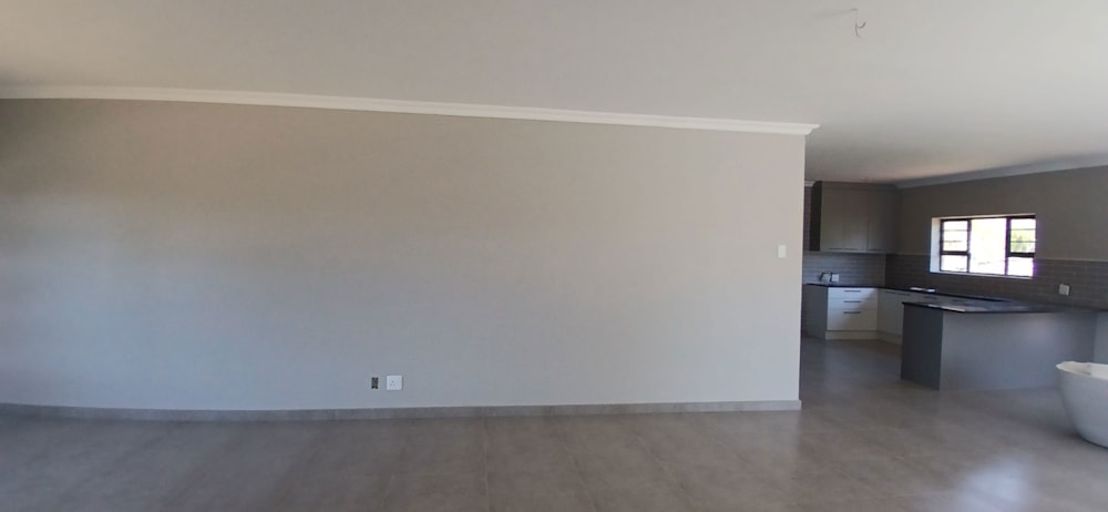 House for sale in Wave Crest - 1JF1702660