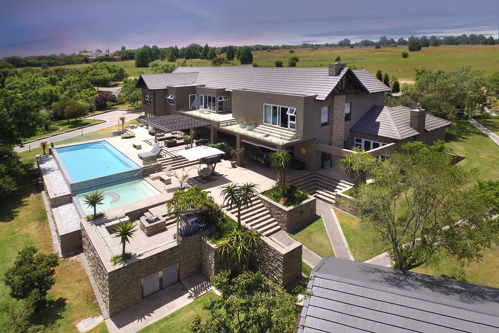 Double-storey house for sale in Saddlebrook Estate - MR1729004