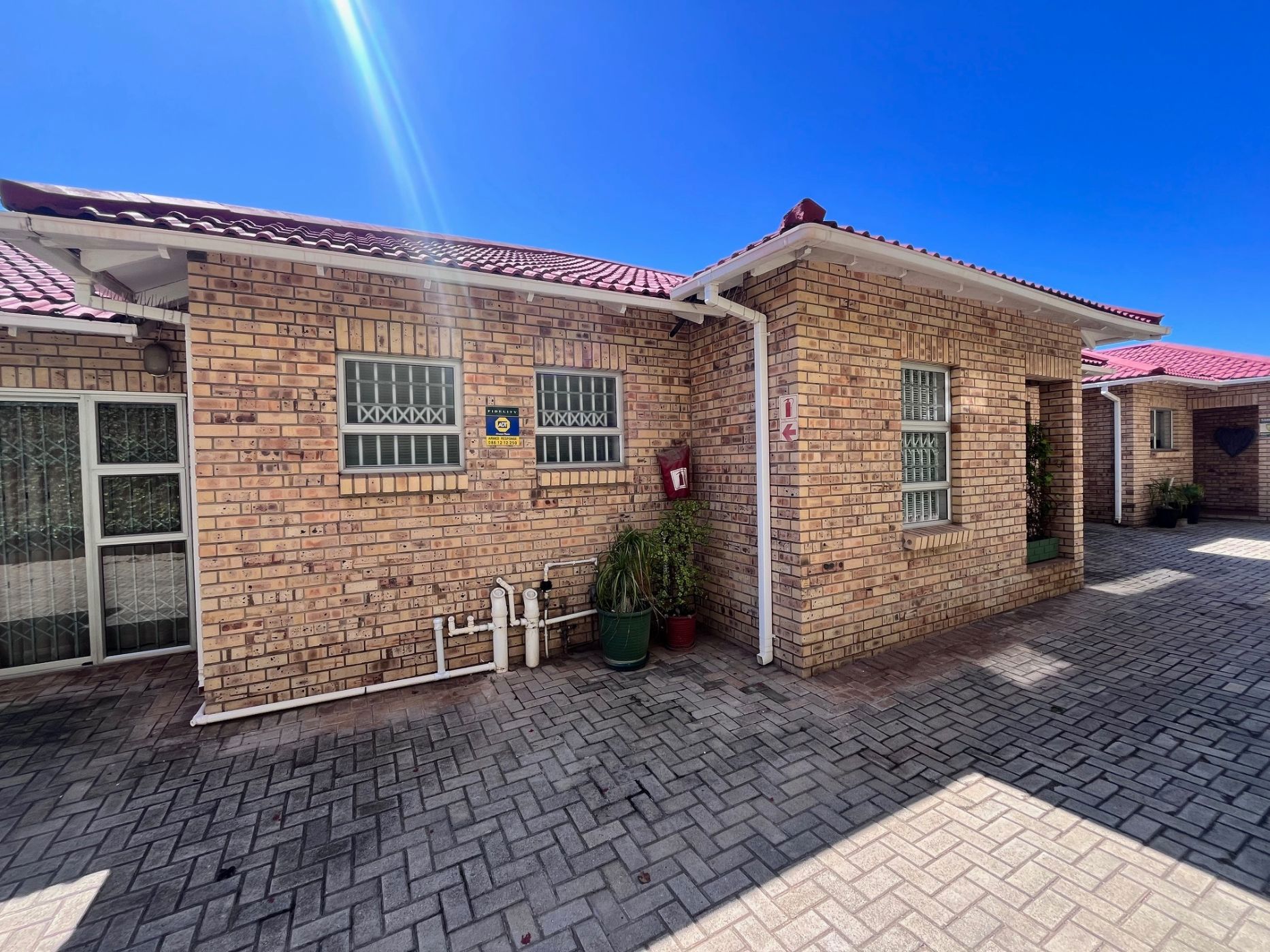 Apartment sold in Wave Crest - 1JF1735838