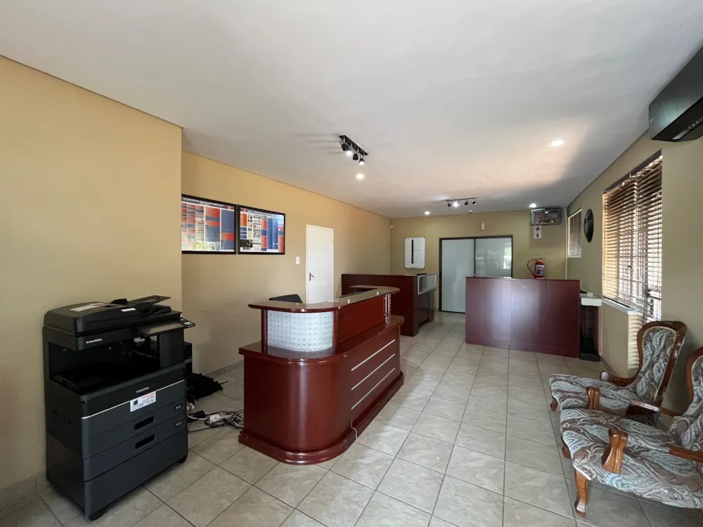 Commercial office to rent in Polokwane - 1PS1731376