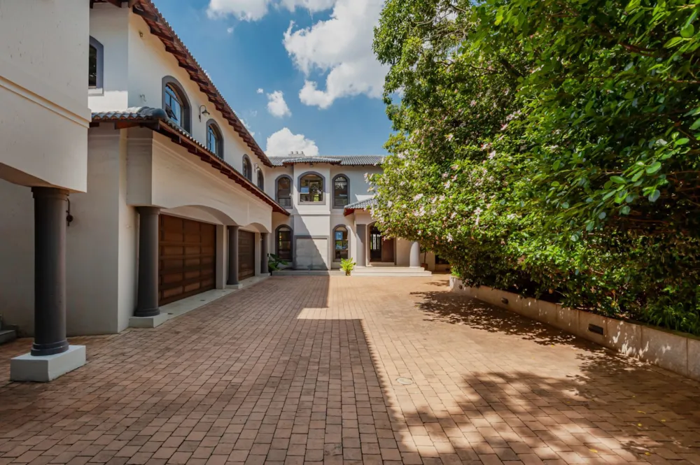 Double-storey house for sale in Bedfordview - BED1730324 Double-storey house for sale in Bedfordview - BED1730324