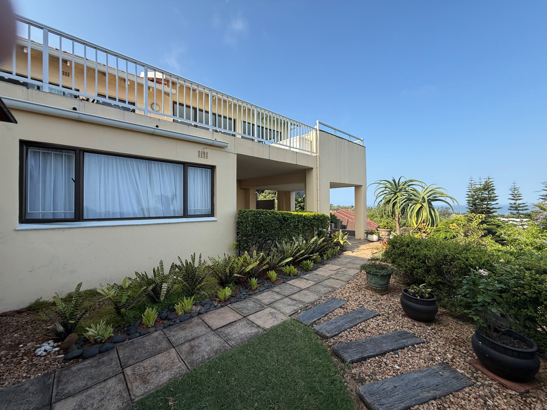 Cottage to rent in Durban North - 1ND1728853