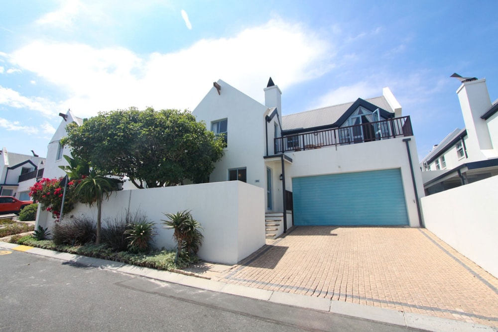 Security estate home for sale in Big Bay - 1TV1729477