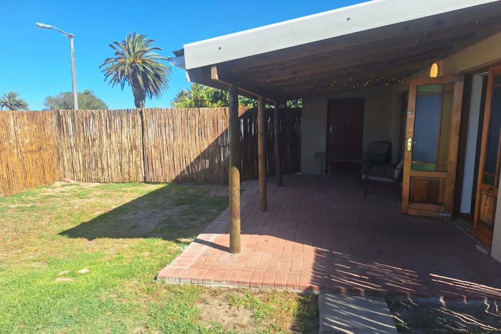Garden cottage let in Duynefontein - 1TV1743572