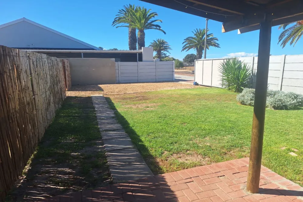 Garden cottage let in Duynefontein - 1TV1743572
