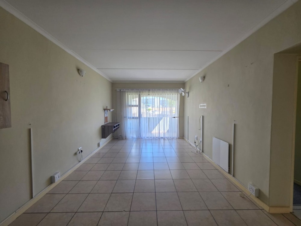 Apartment to rent in Vredekloof East - 1BC1730685