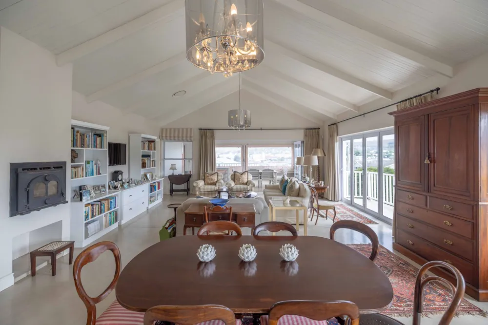 Penthouse apartment for sale in West Hill, Grahamstown, Makhanda - 1GC1728955 Penthouse apartment for sale in West Hill, Grahamstown, Makhanda - 1GC1728955