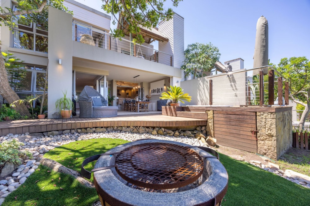 Multi-storey apartment to rent in Plettenberg Bay - 1KG1720774