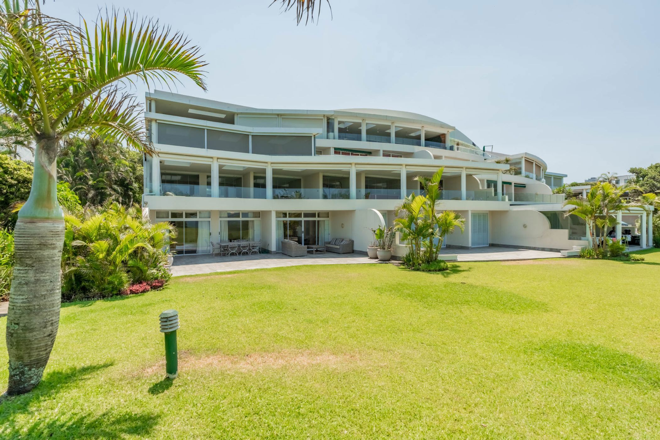 Apartment for sale in uMhlanga Rocks - 1ND1609047