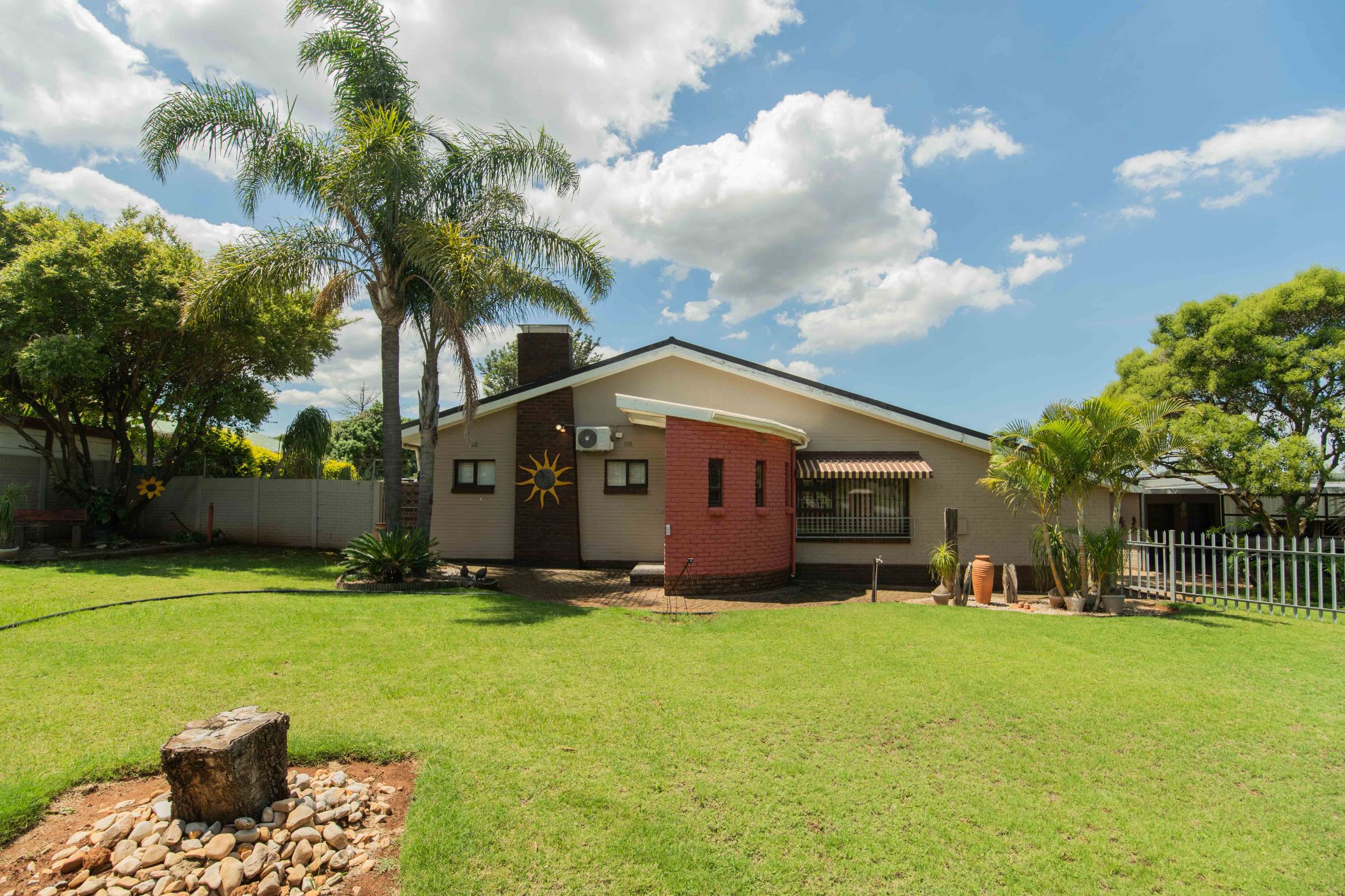 House for sale in Vanes Estate - 1UK1723655