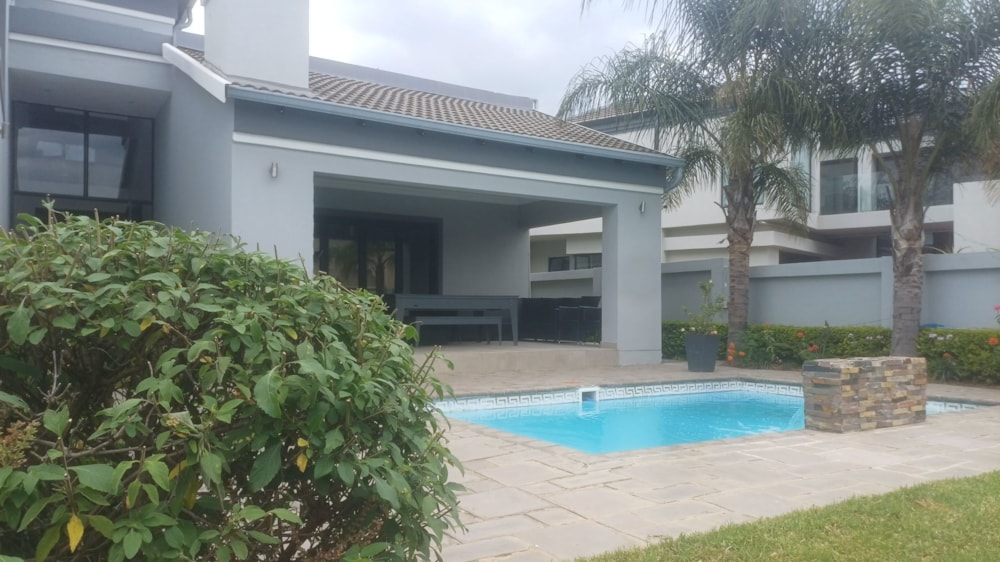 Golf estate house for sale in Blue Valley Golf Estate - CN1729774