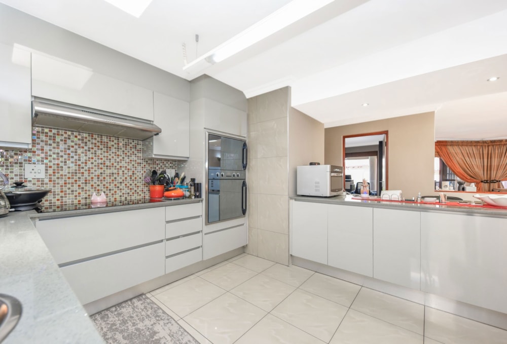 House for sale in Fourways Area - FW1729795