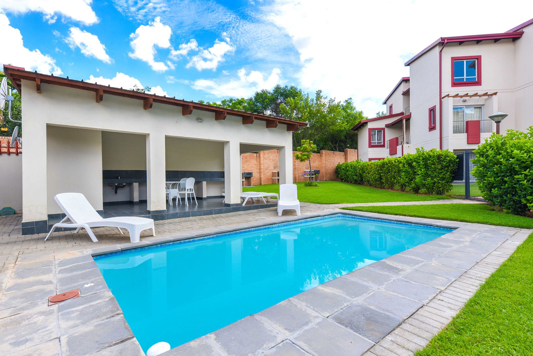 Apartment for sale in Fourways - FW1731379