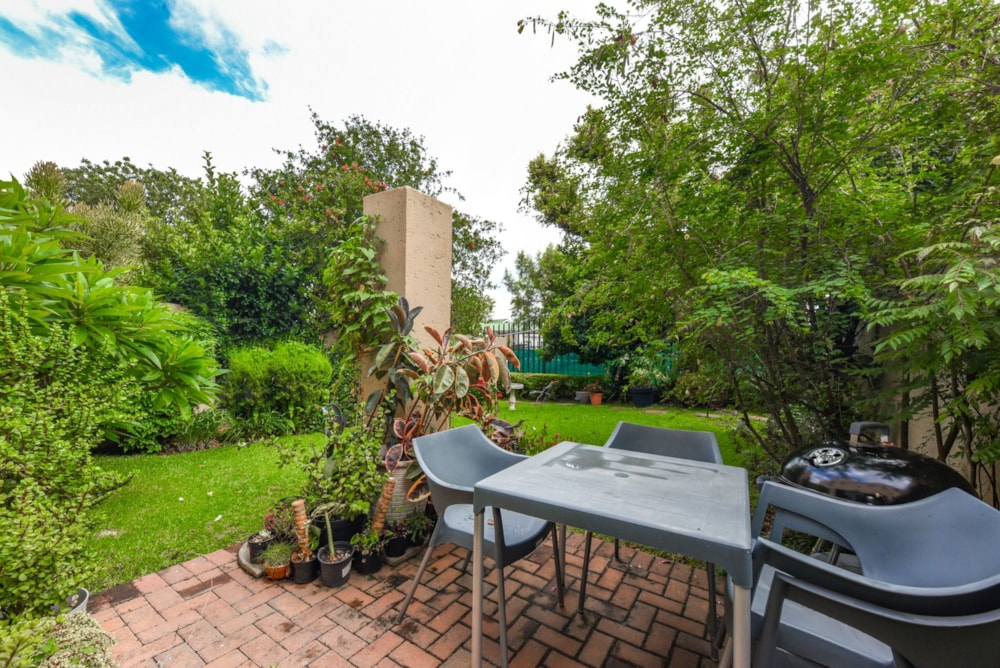 Apartment for sale in Sunninghill - FW1731990