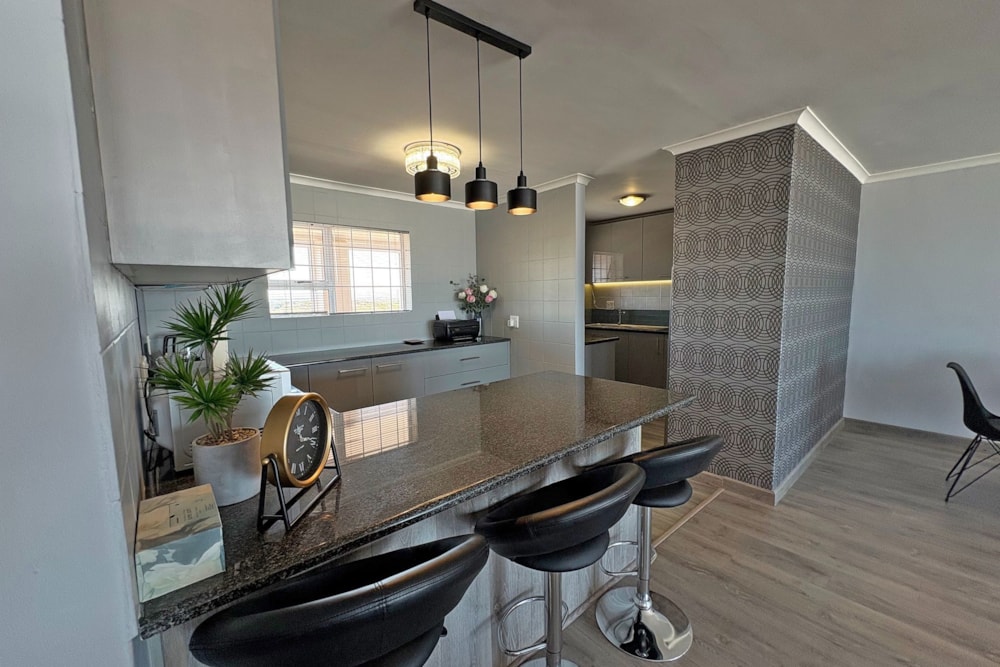 Apartment for sale in Big Bay - 1TV1730118