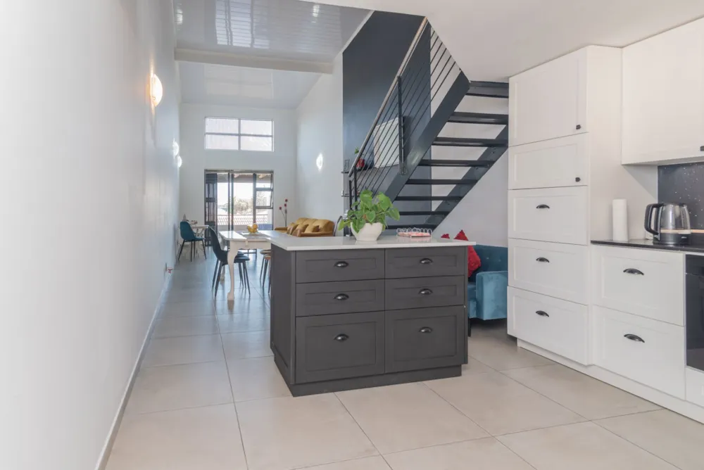 Apartment sold in Tokai - KW1728922 Apartment sold in Tokai - KW1728922