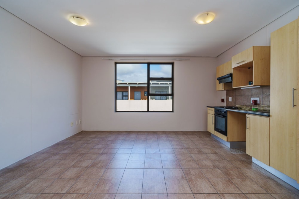 Bachelor apartment for sale in Zonnebloem - KW1730919