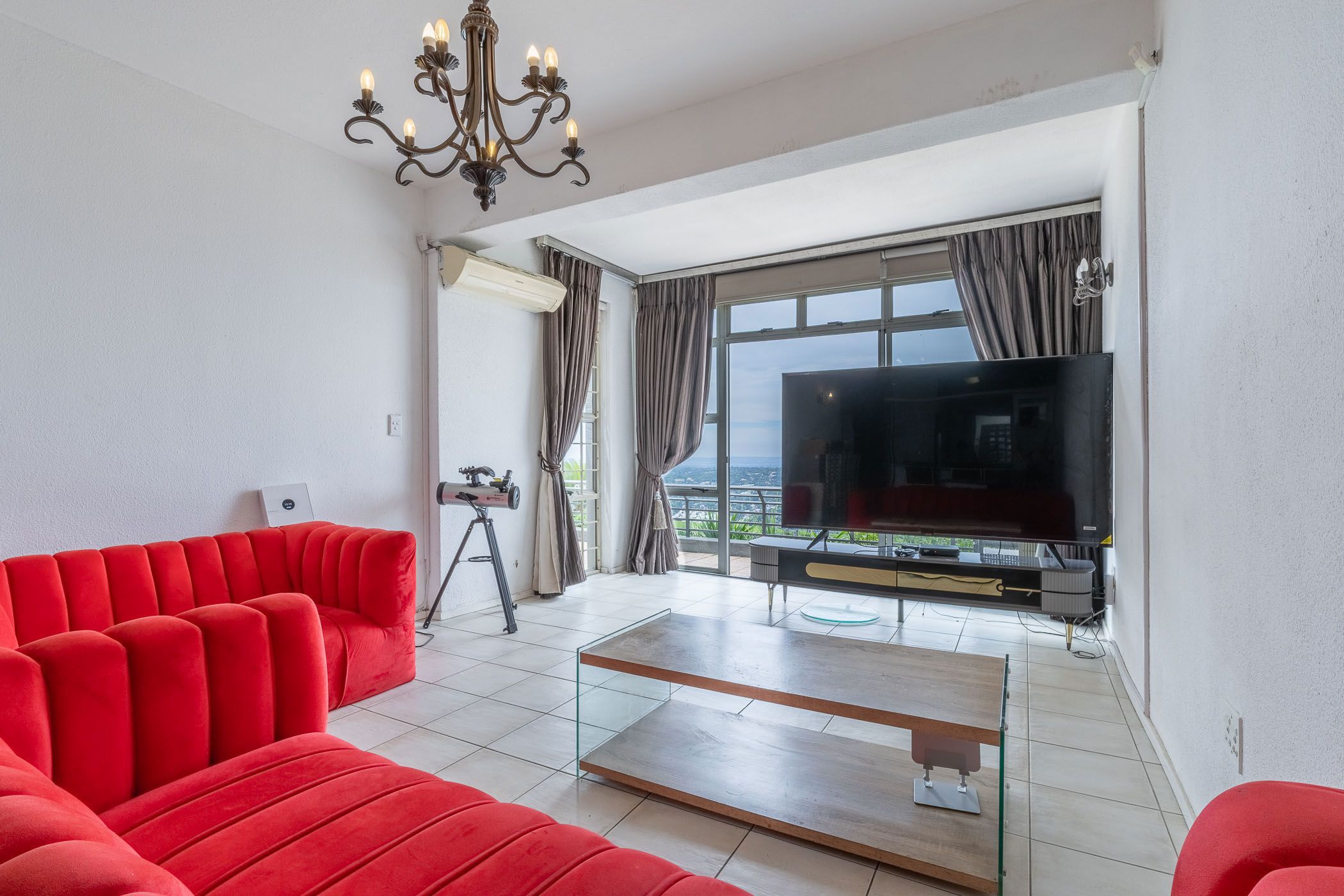 Apartment for sale in Northcliff, Johannesburg - RAN1728385