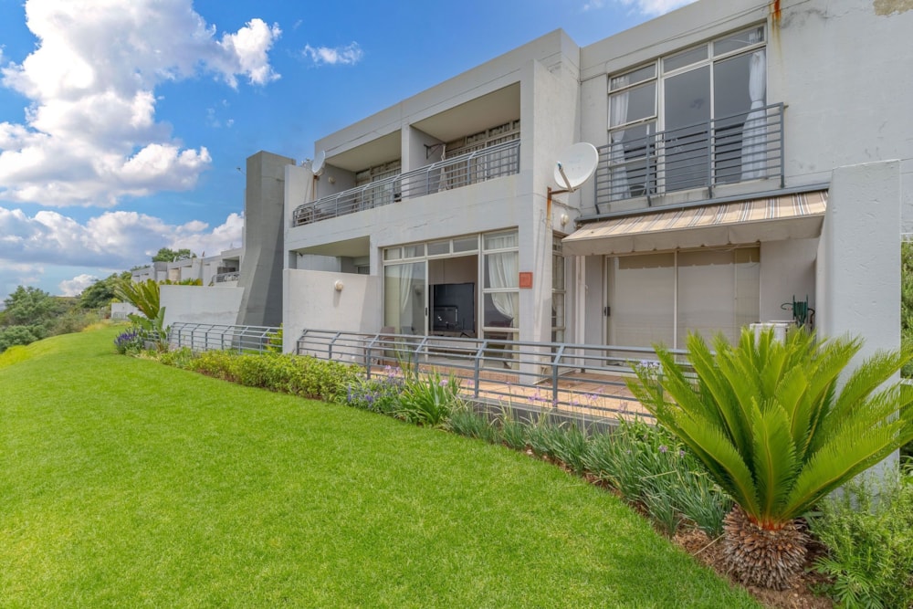 Apartment for sale in Northcliff, Johannesburg - RAN1728385