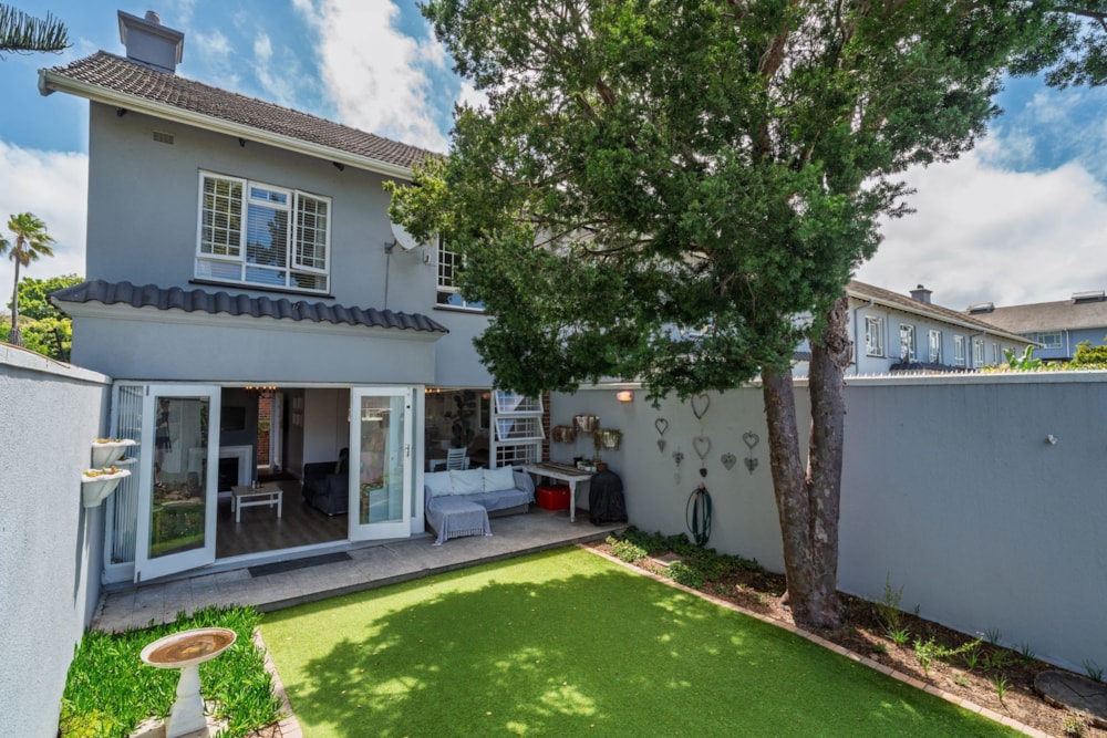 Townhouse for sale in Kenilworth Upper - KW1729038