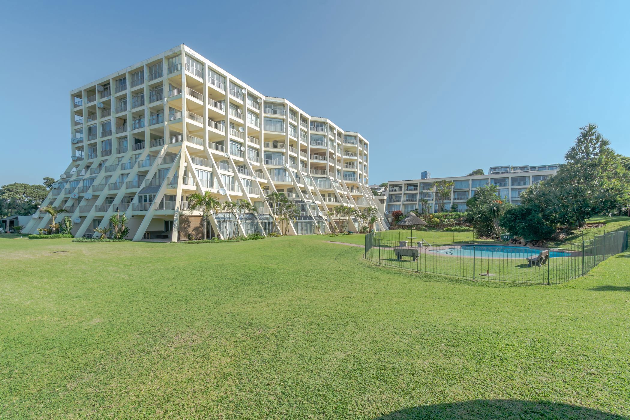 Apartment for sale in uMhlanga Rocks - 1ND1730901