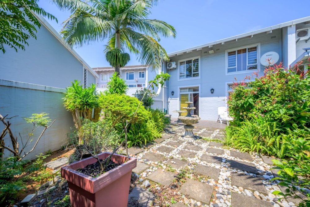 Townhouse for sale in La Lucia - 1ND1731221