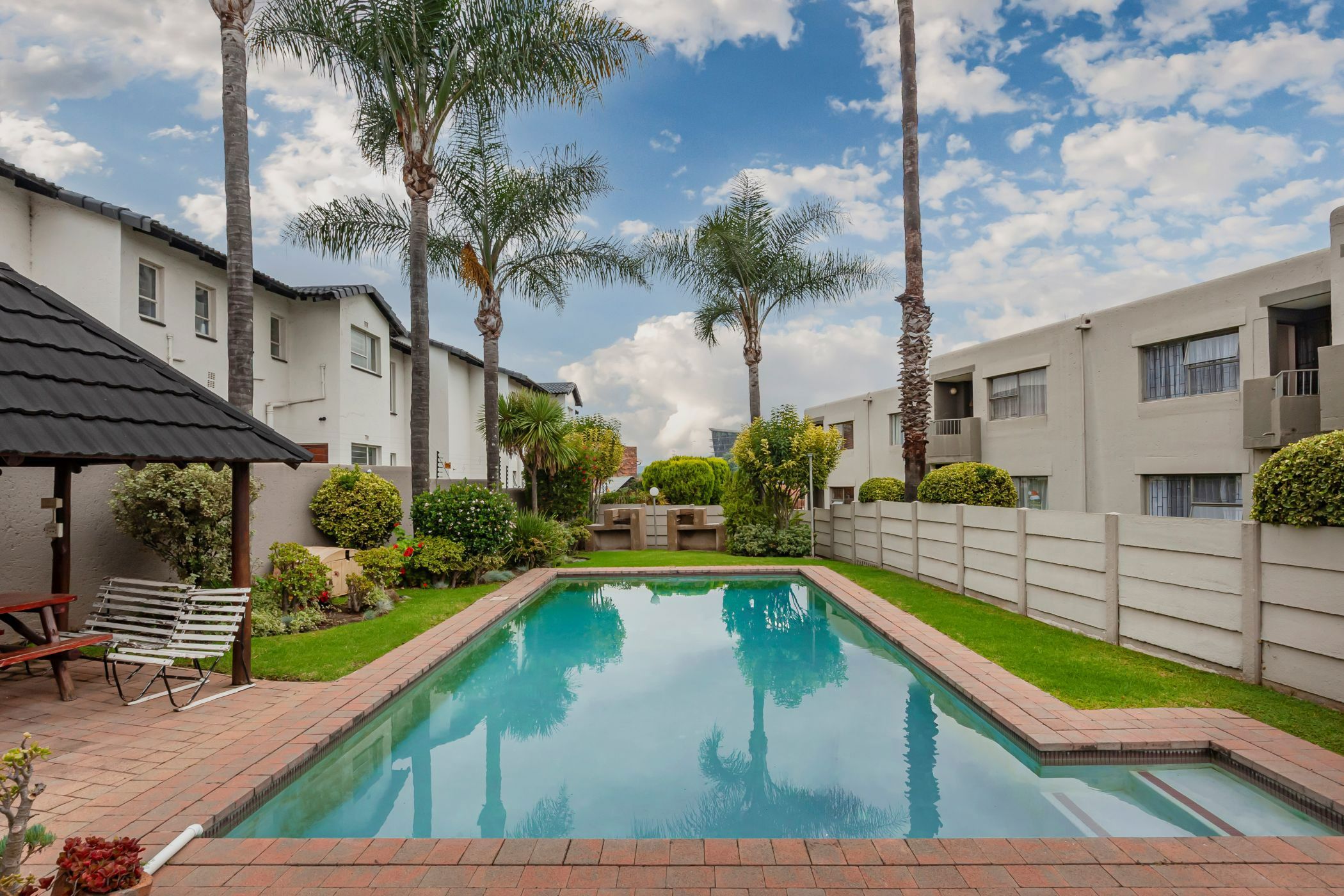 Apartment for sale in Weltevredenpark - RAN1730306