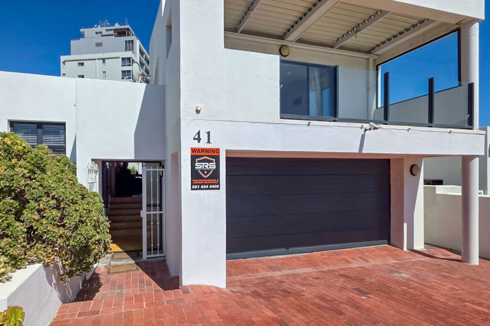 Double-storey house for sale in Bloubergstrand - 1TV1729027