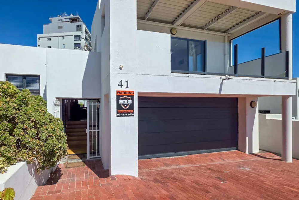 Double-storey house sold in Bloubergstrand - 1TV1729027 Double-storey house sold in Bloubergstrand - 1TV1729027