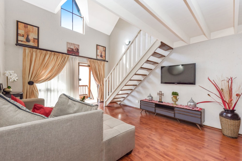 Apartment for sale in Douglasdale - FW1730138