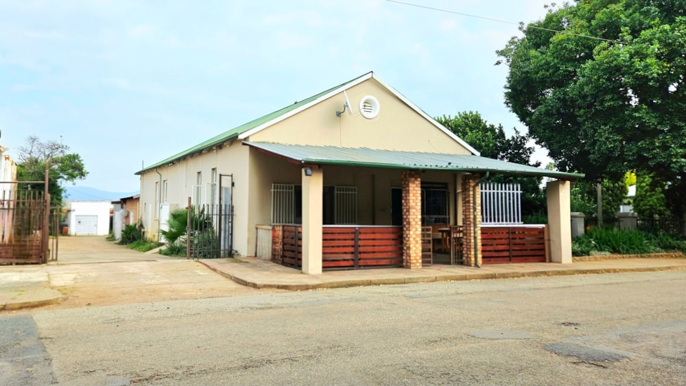 Commercial Building for sale in Lydenburg (Mashishing) - 1LY1731629