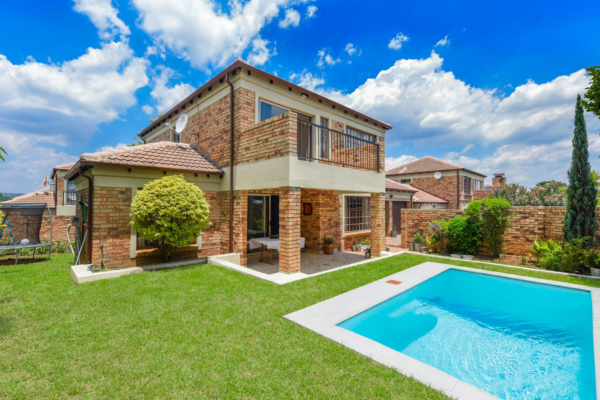 Double-storey cluster for sale in Craigavon - FW1729127