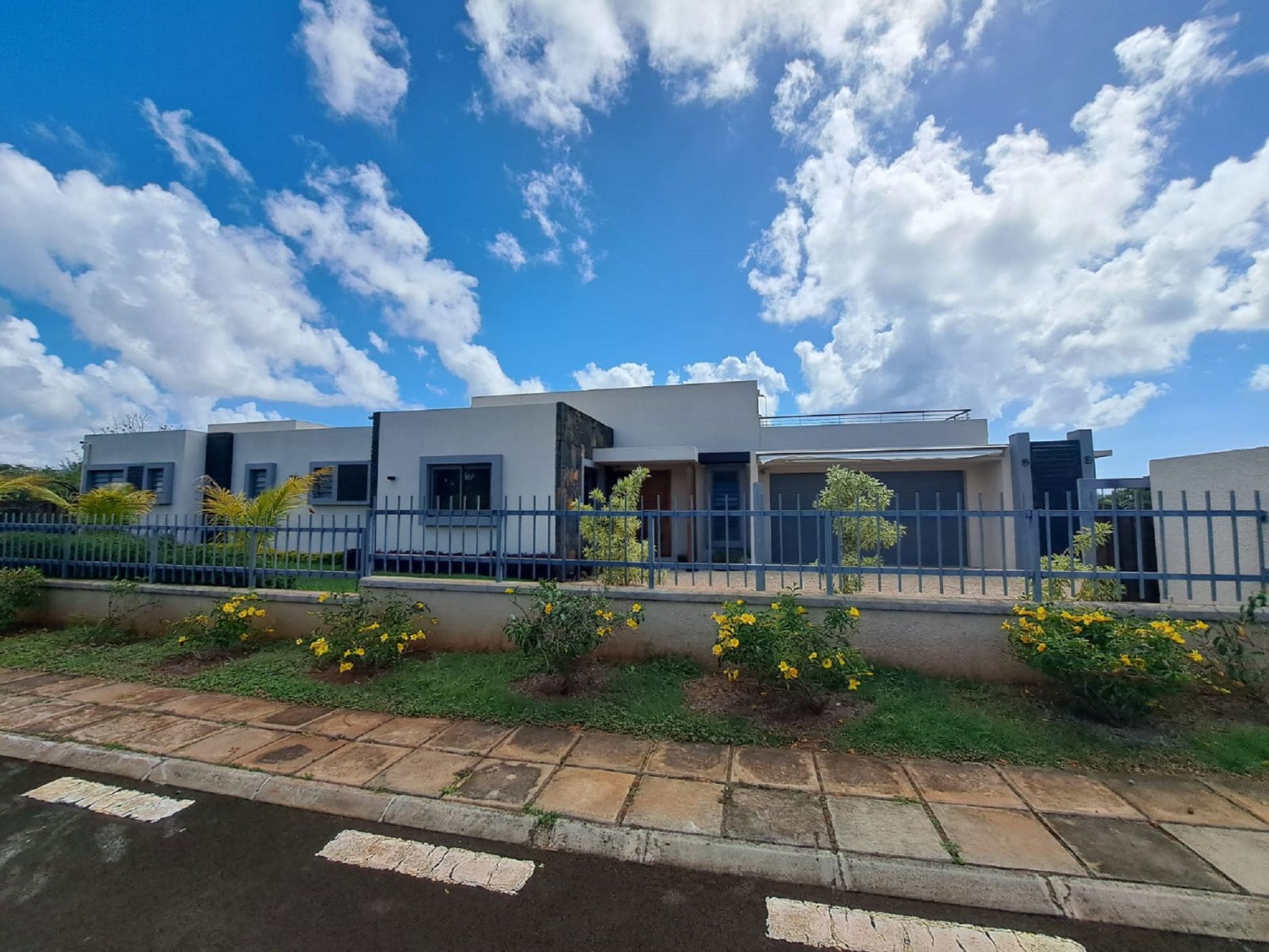 Single-storey house to rent in Balaclava, Mauritius - MUR1371010