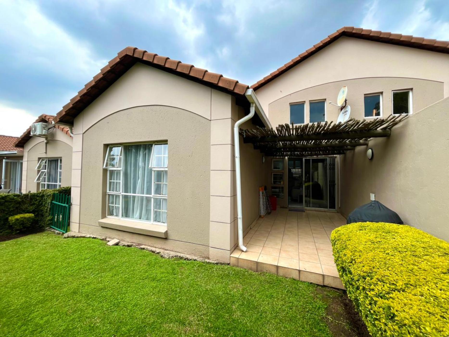 Townhouse to rent in Kensington, Bedfordview Area - BWL1734546