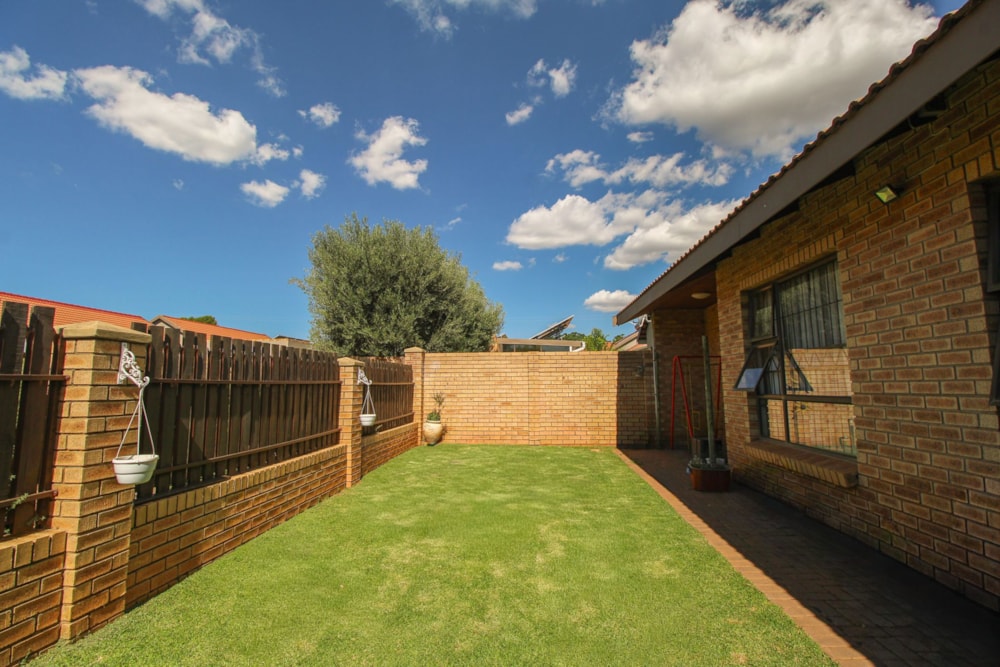 Townhouse for sale in Langenhovenpark - 1BX1735820