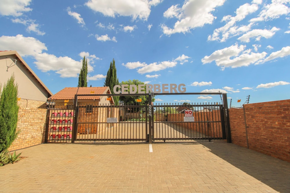 Townhouse for sale in Langenhovenpark - 1BX1735820