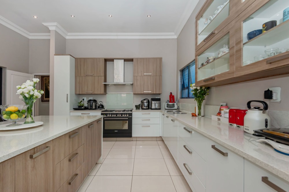 House for sale in Copperleaf - 1CU1733530 House for sale in Copperleaf - 1CU1733530