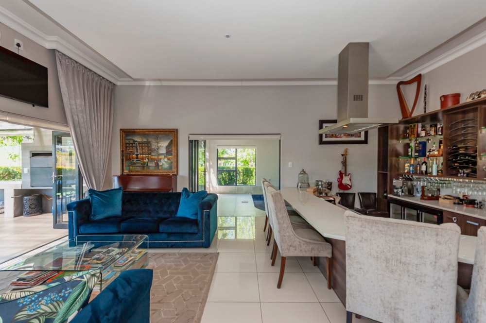 House for sale in Copperleaf - 1CU1733530 House for sale in Copperleaf - 1CU1733530