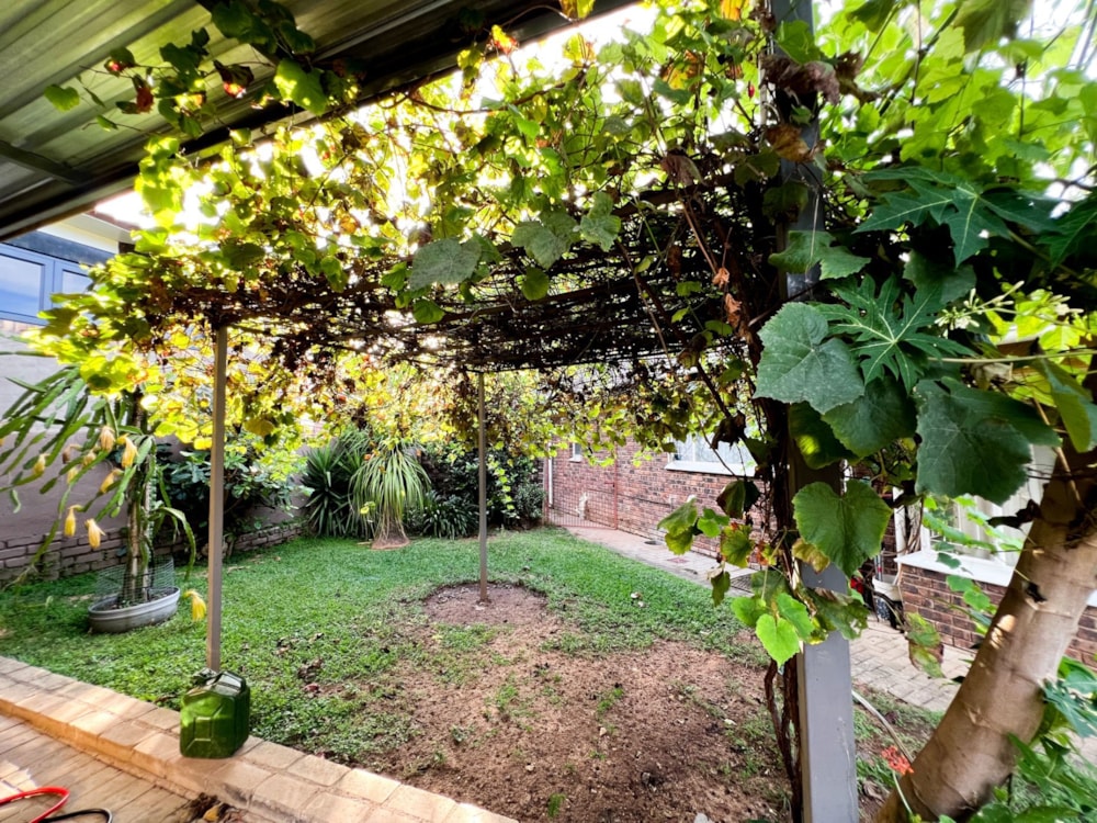 House to rent in Sonheuwel - 1NS1734181