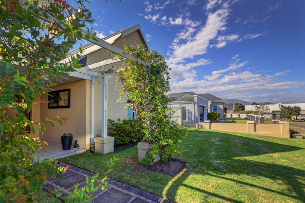 House for sale in Kraaibosch Country Estate - GEO1733730