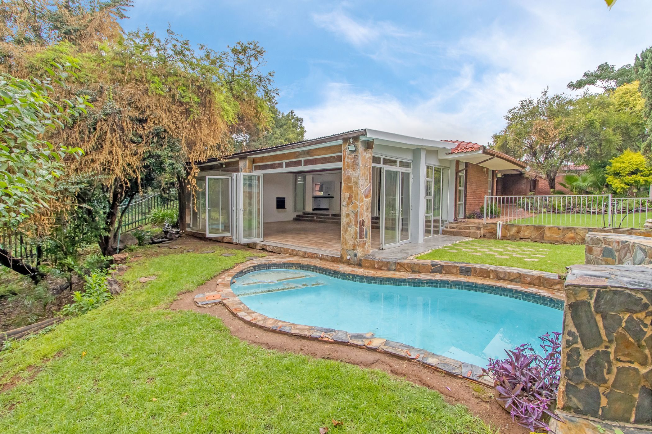 House for sale in Paulshof - FW1732313