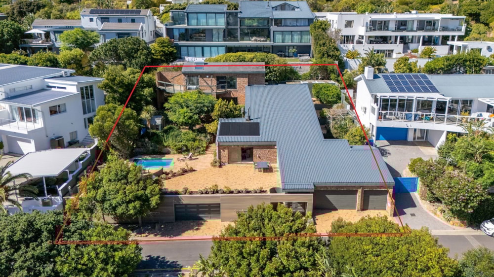 House for sale in Llandudno - HOB1732420