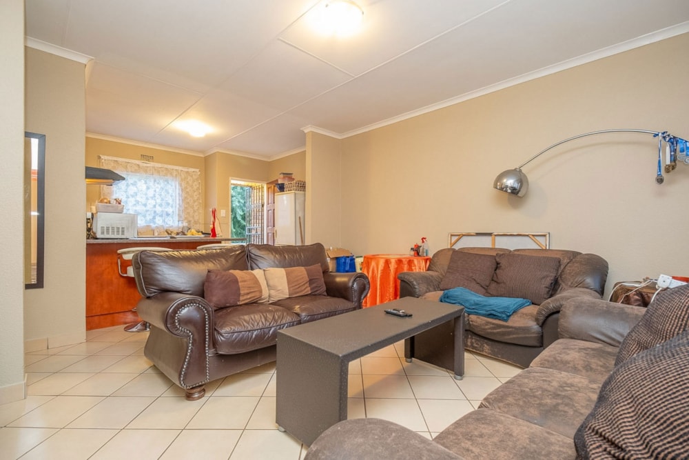 Townhouse for sale in Witpoortjie - RAN1734629