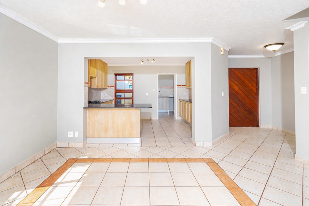 Townhouse to rent in Boardwalk Manor Estate - PTL1733227