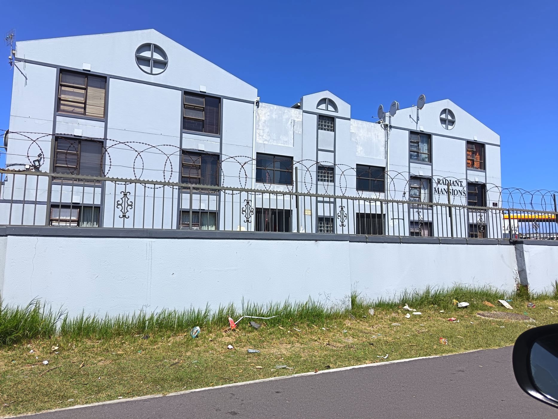 Apartment for sale in Grassy Park - 1OT1733310